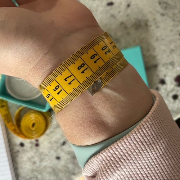 Tiffany & co cuff - Picture 7 of 7